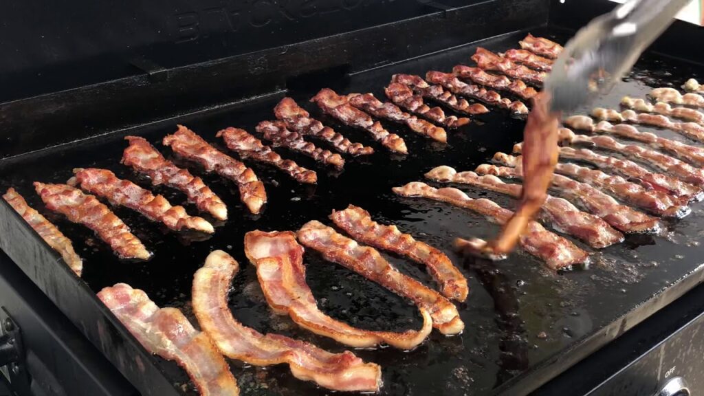 What Temp to Cook Bacon on Griddle